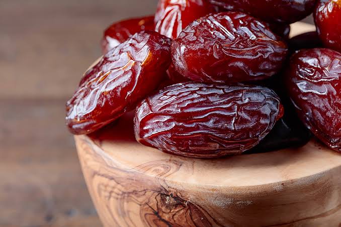 Finest Imported Dates